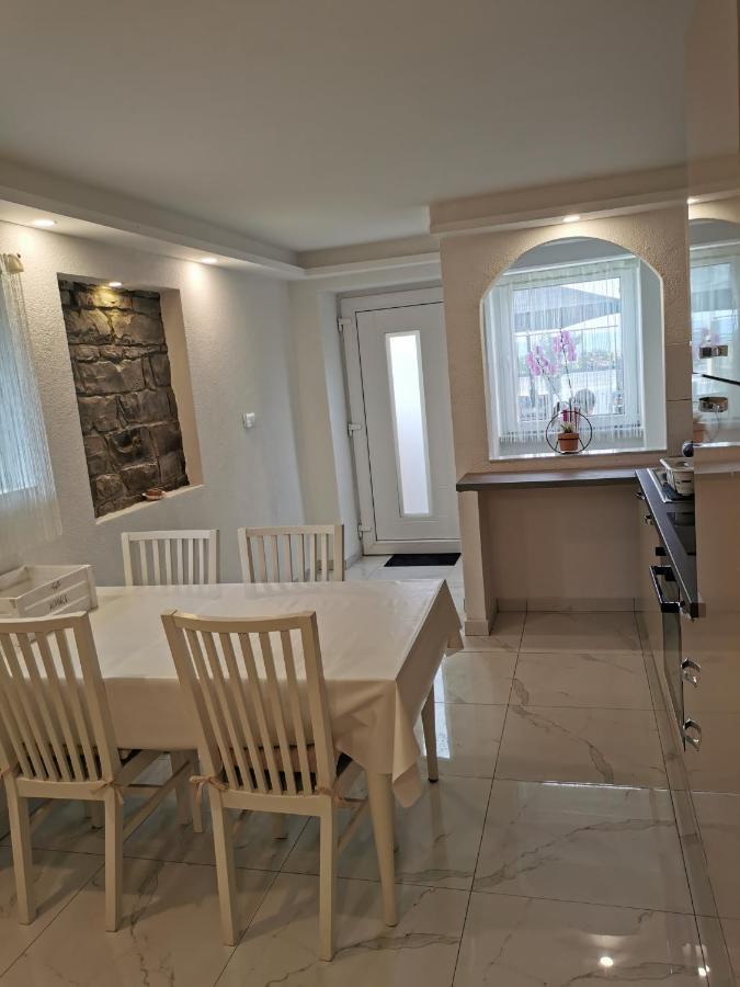 Apartma Kantina Анкаран Екстериор снимка
