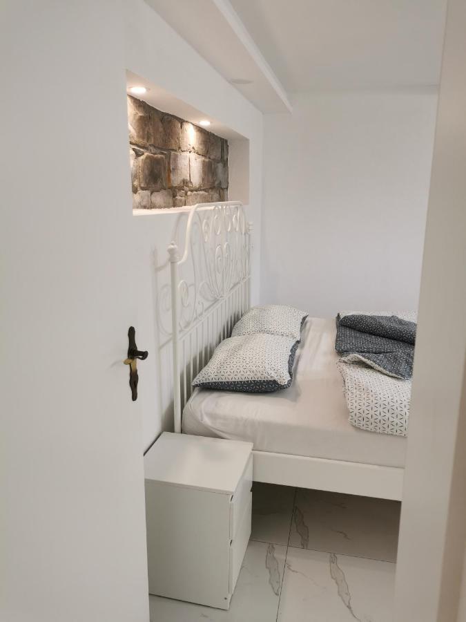 Apartma Kantina Анкаран Екстериор снимка